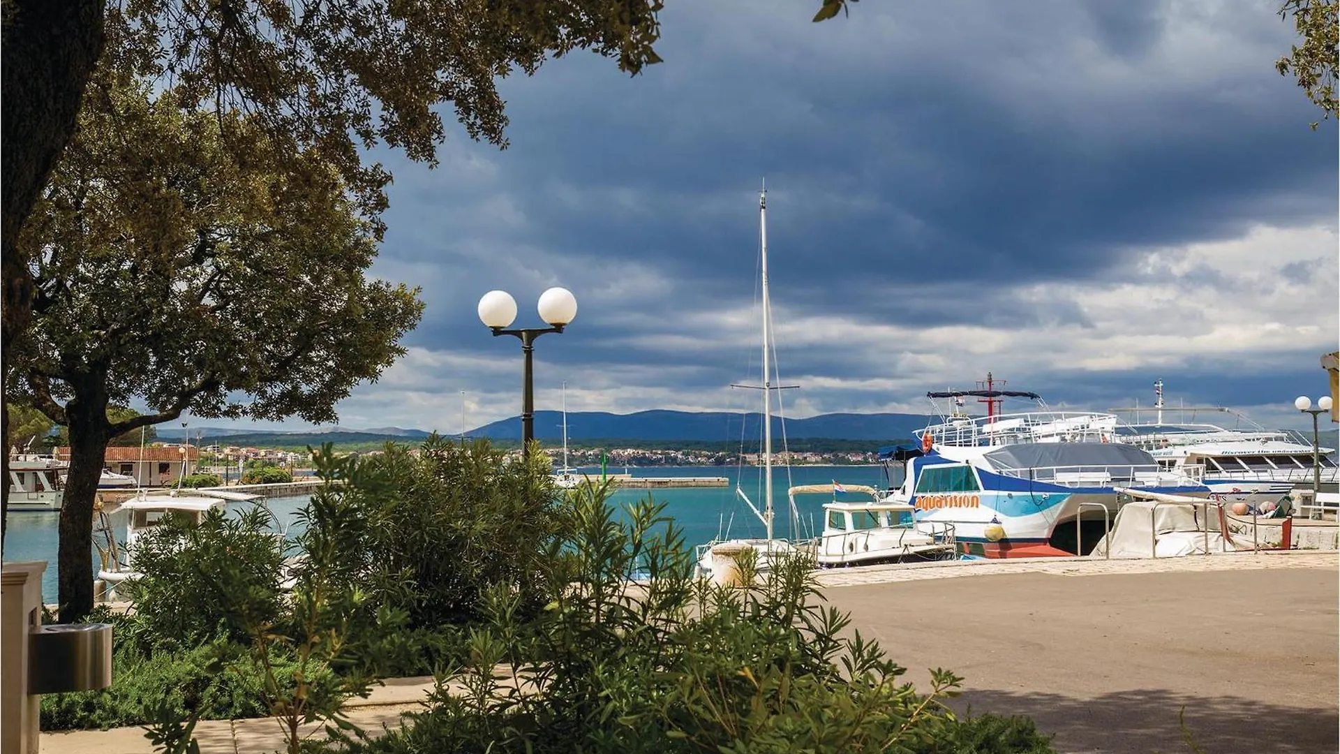 Holiday home 3 Bedroom Lovely Home In Malinska Croatia