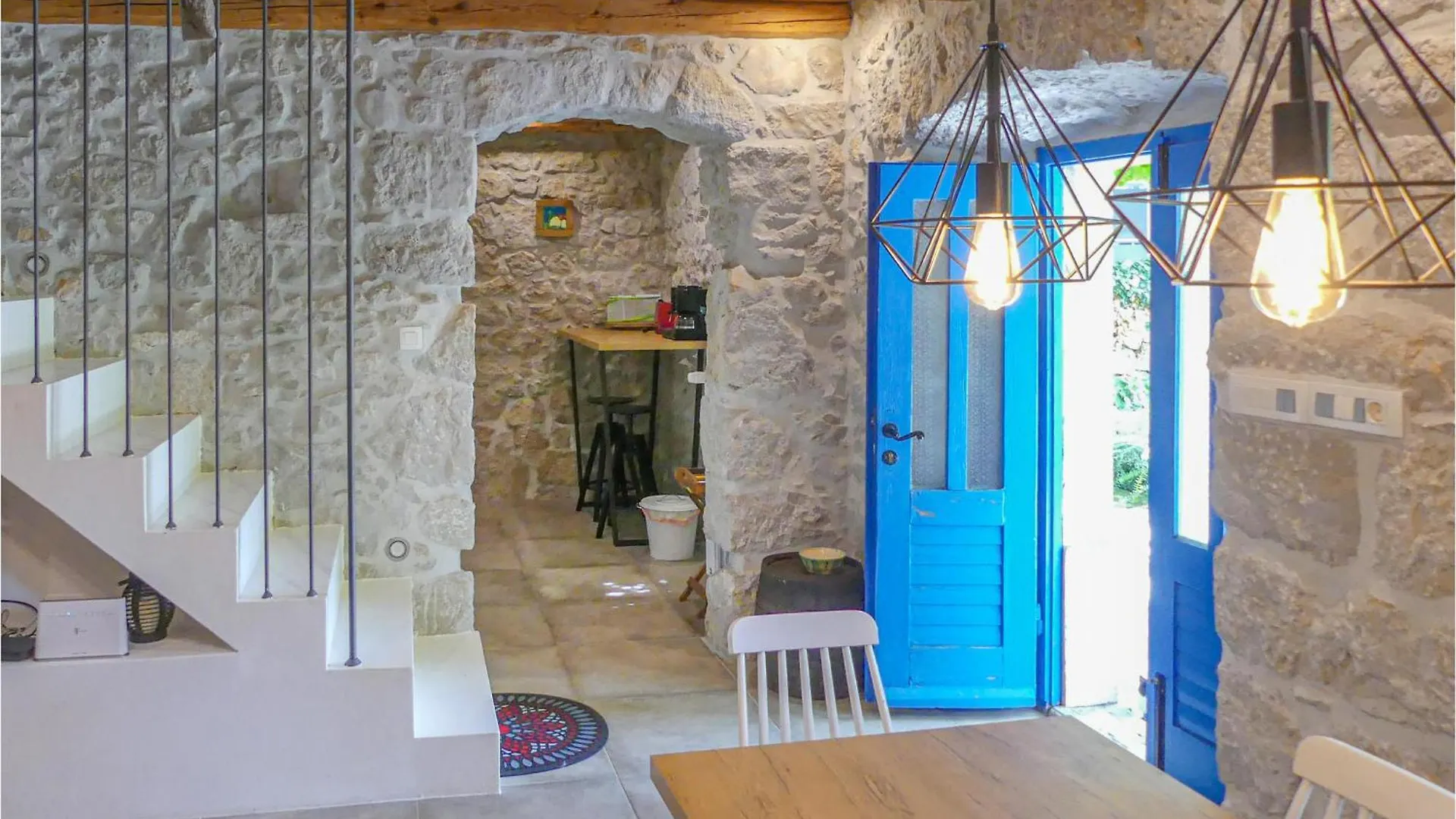 3 Bedroom Lovely Home In Malinska Croatia